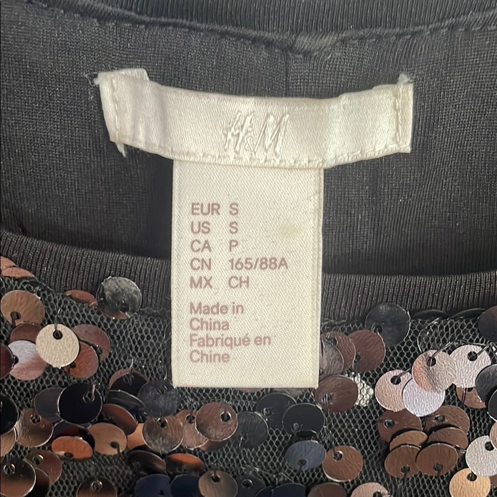 H&M Black Sequin Flutter Sleeve Top - Picture 2 of 3